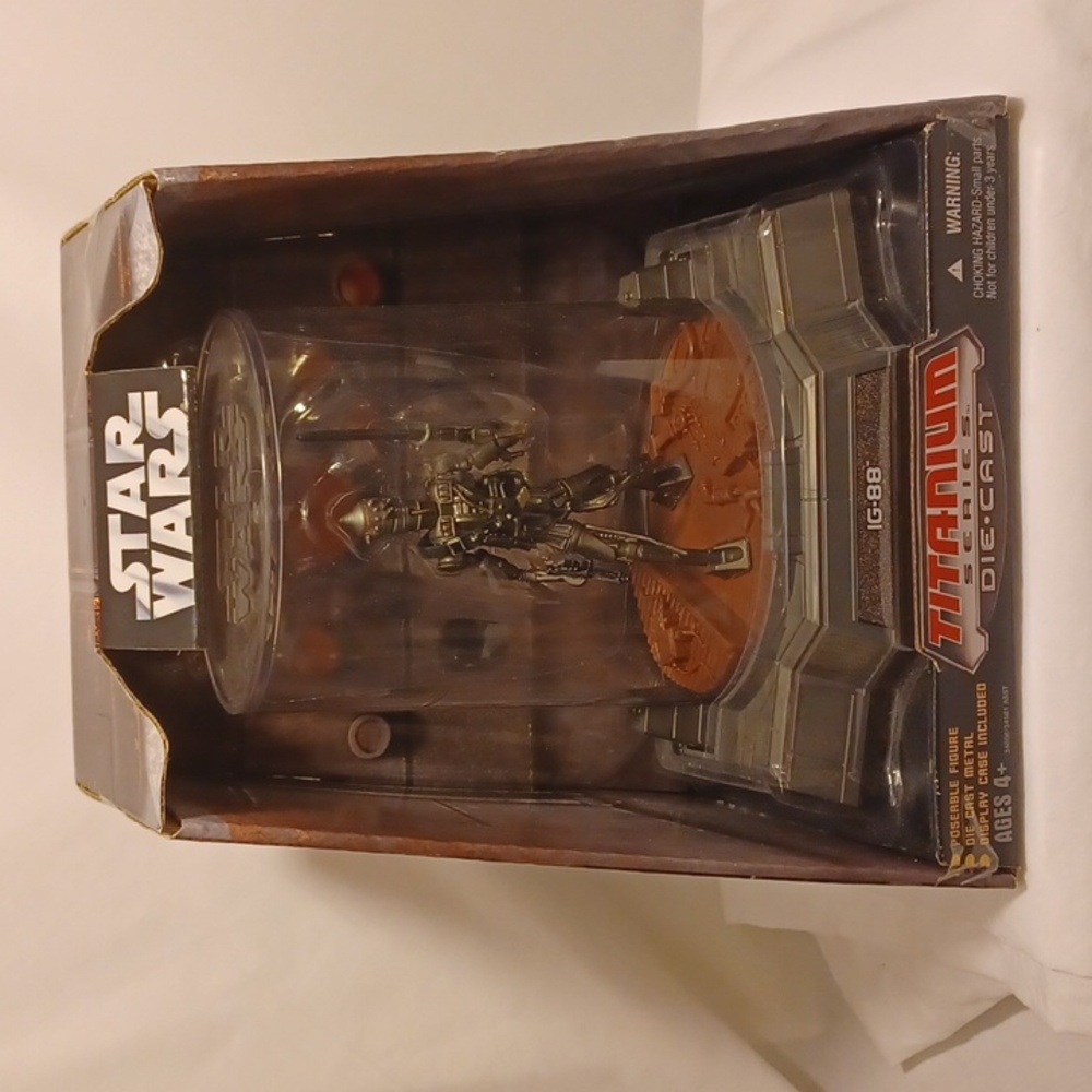 HASBRO Star Wars Titanium Series Die-Cast Figure in Box